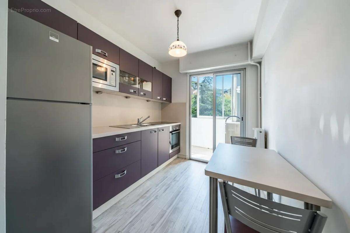Appartement 3 pièces de 70 m² -  Le Cannet - photo 5