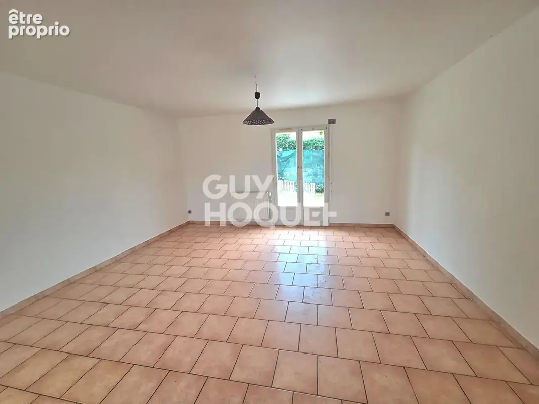 Maison à vendre à Caudebec-lès-Elbeuf - 4 chambres - photo 6