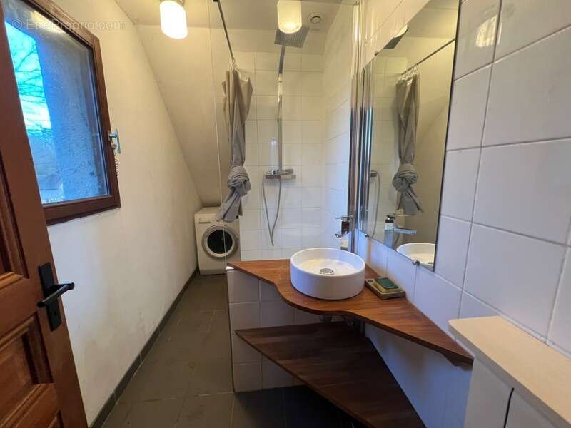 Maison à DAMPIERRE-EN-YVELINES