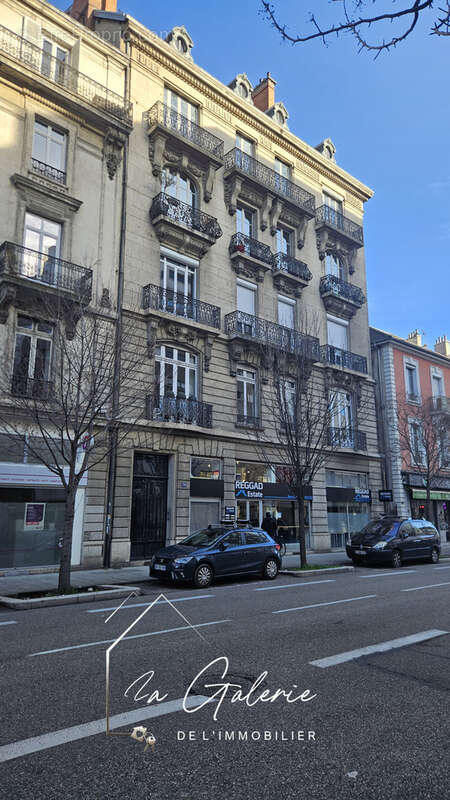 Commerce à GRENOBLE