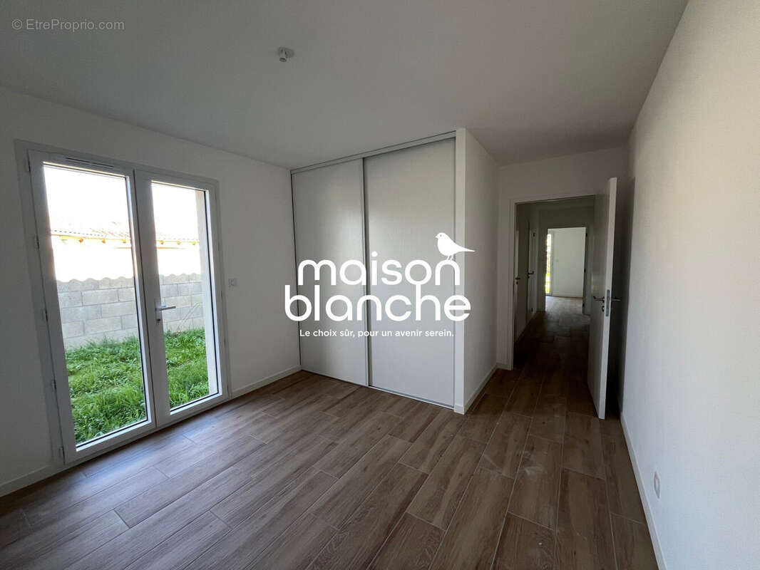 Maison à ANAIS