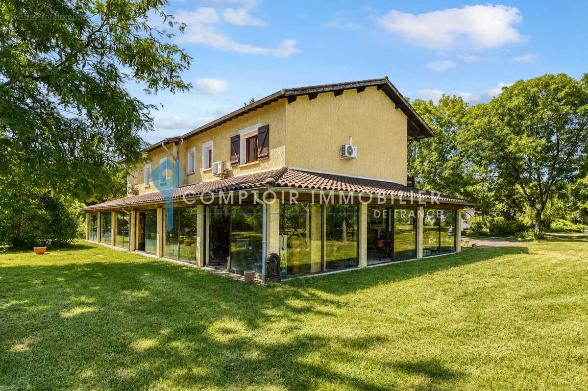 Maison T5 - 220m2 - Piscine Véranda - Buzet sur Tarn - photo 11