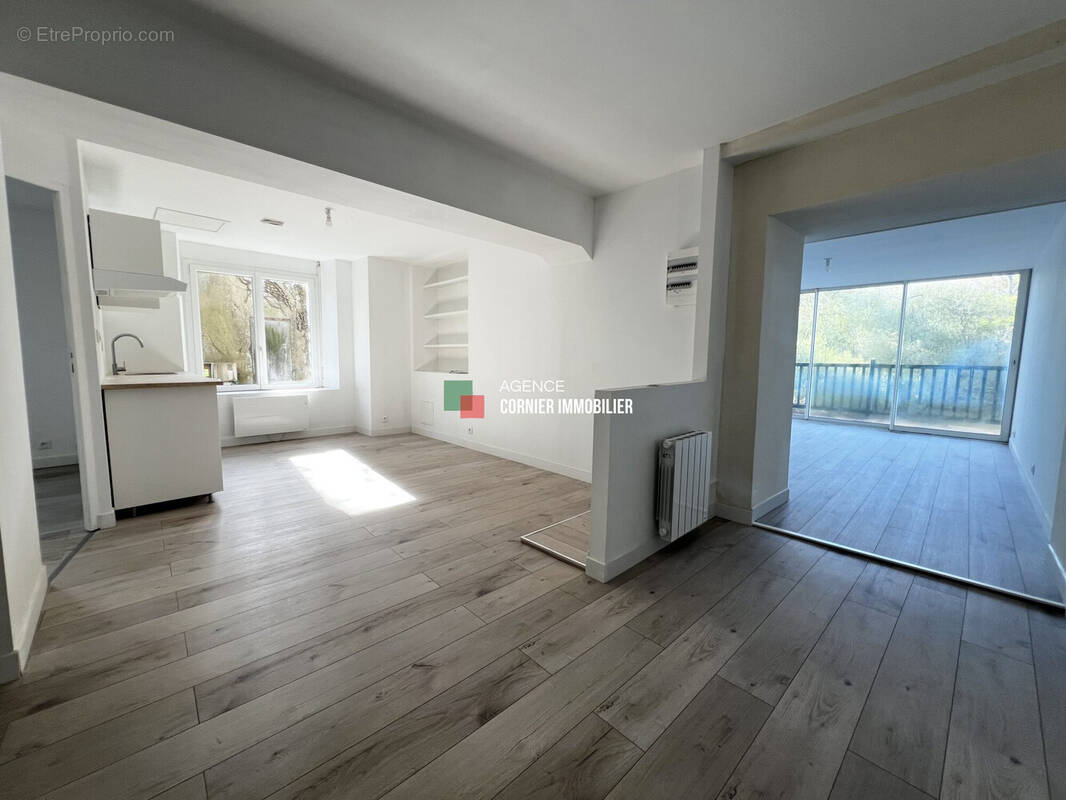 Appartement à NOYAL-SUR-VILAINE