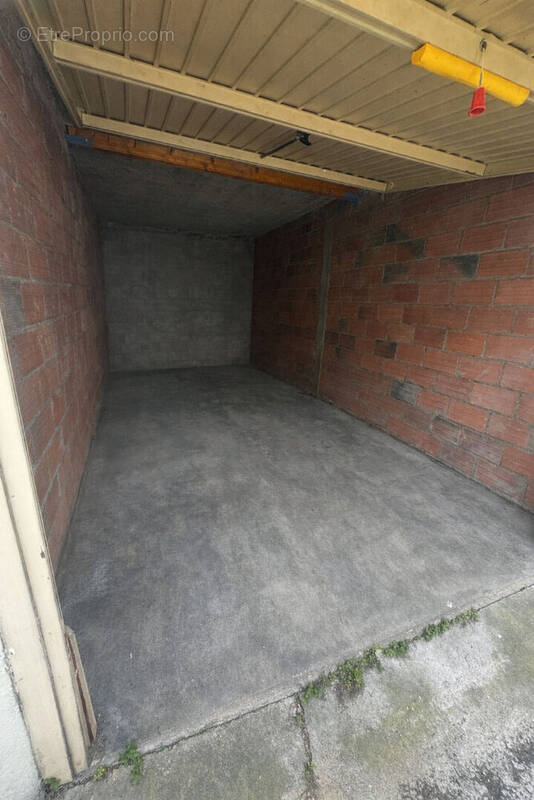 Parking à ISSY-LES-MOULINEAUX