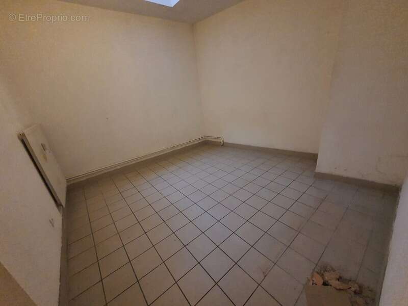 APPARTEMENT de 62,75 m2 à vendre 3 pièces EPINAL (88) à 2 pas de la GARE - photo 3