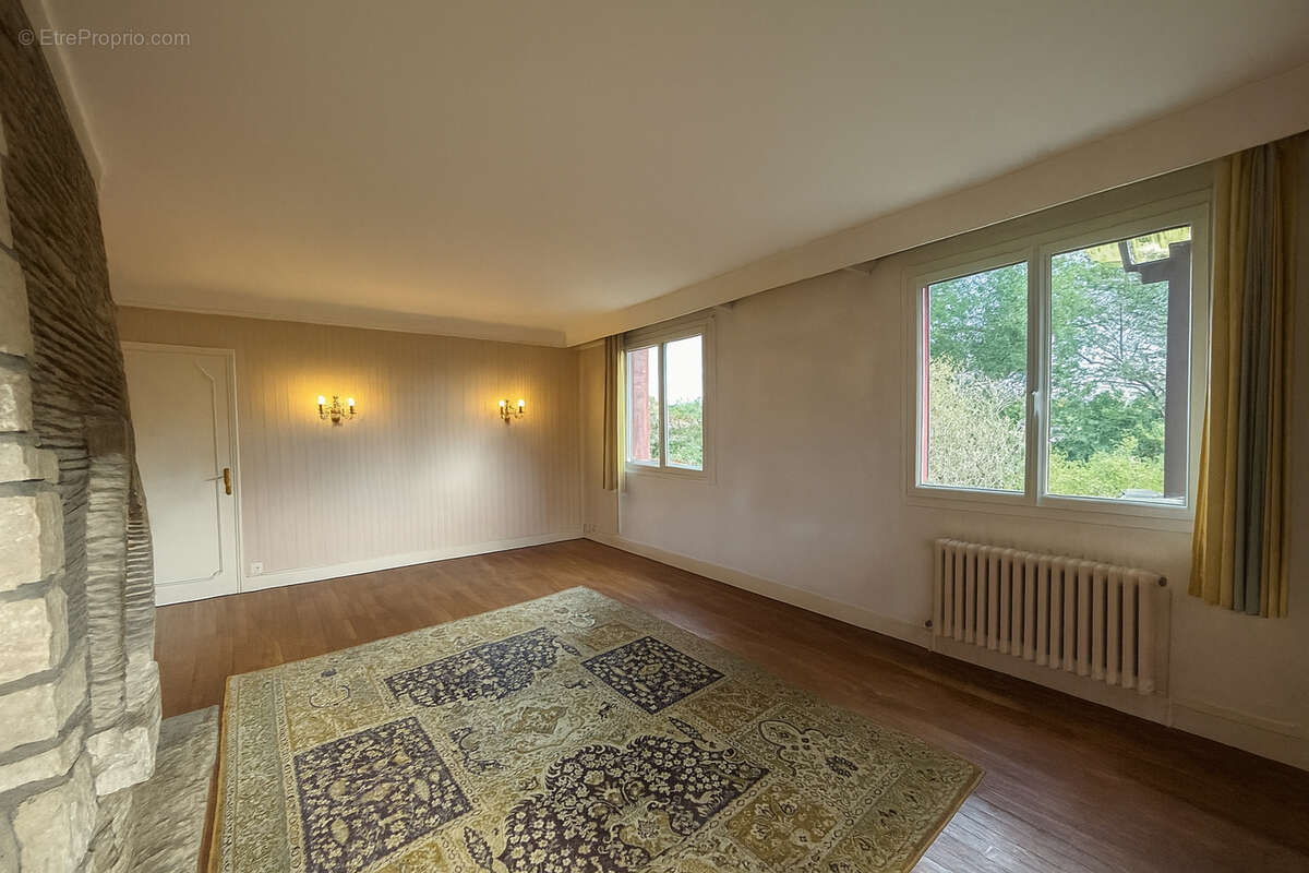 Maison à MONTIGNY-SUR-LOING