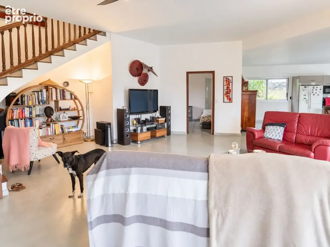 Maison 8 pièces 285 m² à vendre à Saint-Paul (97435) - photo 6