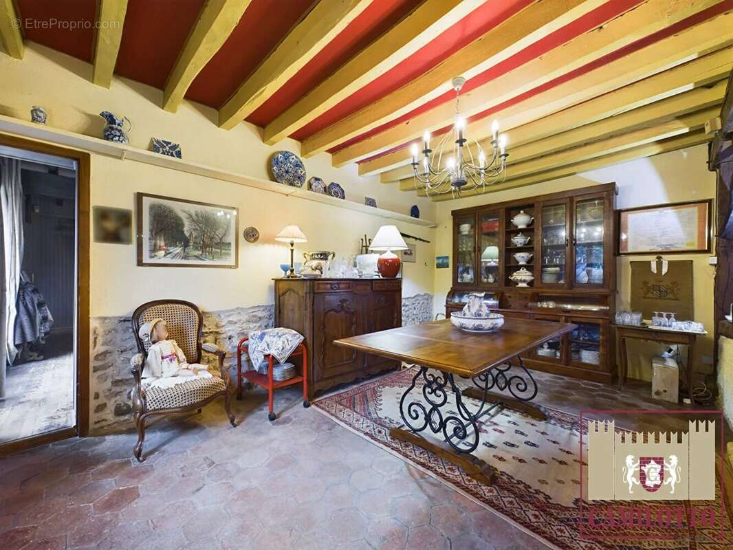 Maison à LE BOULLAY-MIVOYE