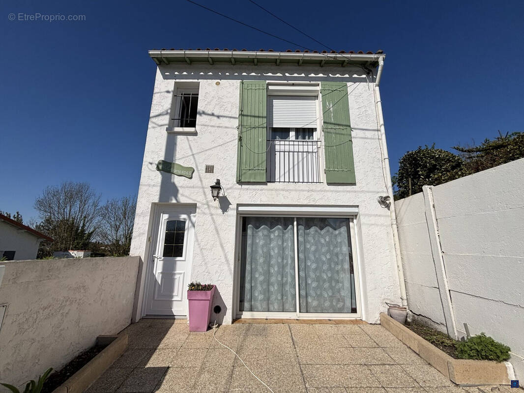 Maison à SAINT-GEORGES-DE-DIDONNE