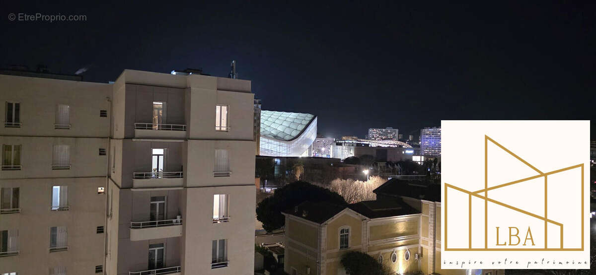 Appartement à MARSEILLE-8E