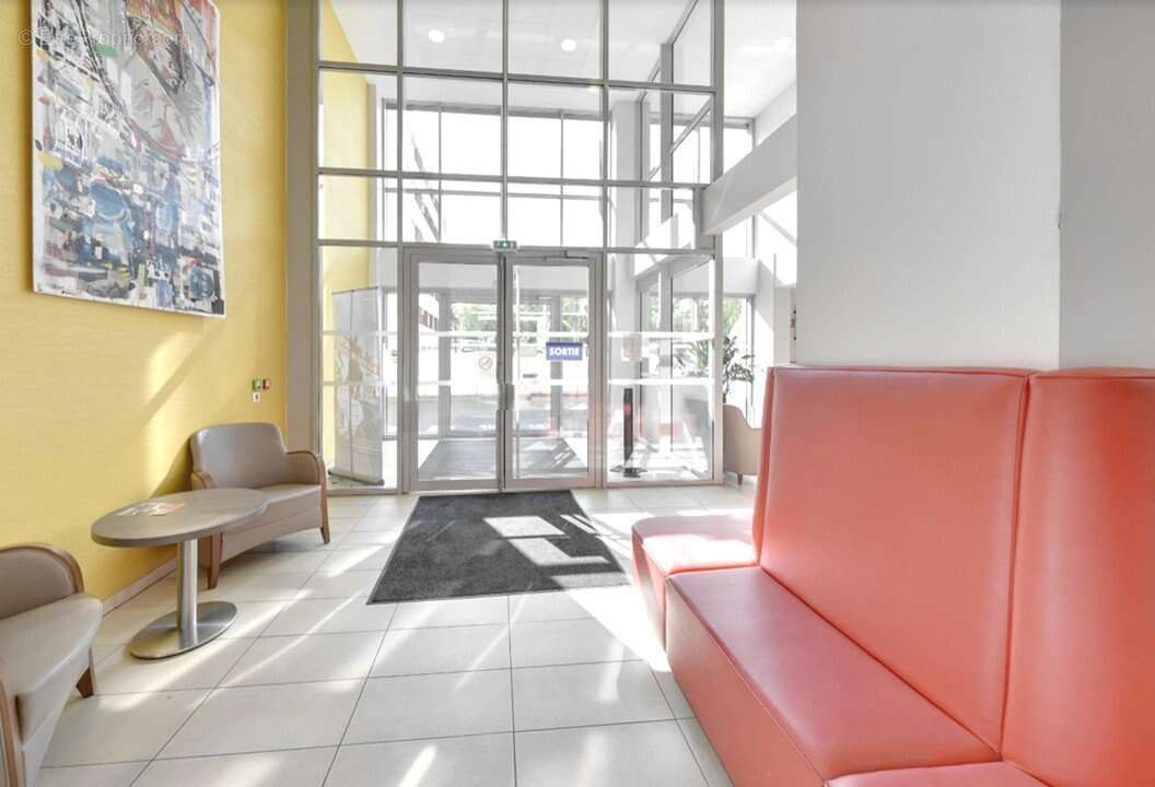 INVESTISSEMENT LOCATIF  Reims  Résidence Étudiante Les Estudines Drouet d'Erlon  4,56 % de rentabilité - photo 6
