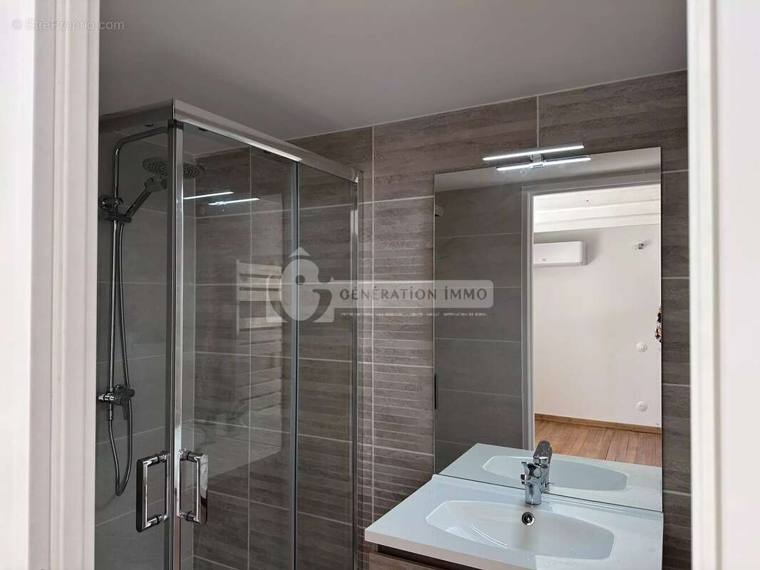 Appartement à EYRAGUES