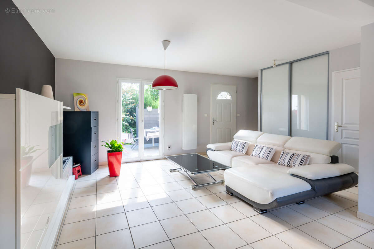 Maison à SAINT-ANDRE-LE-GAZ