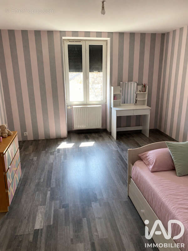 Maison 195 m² à Contrevoz  - photo 6