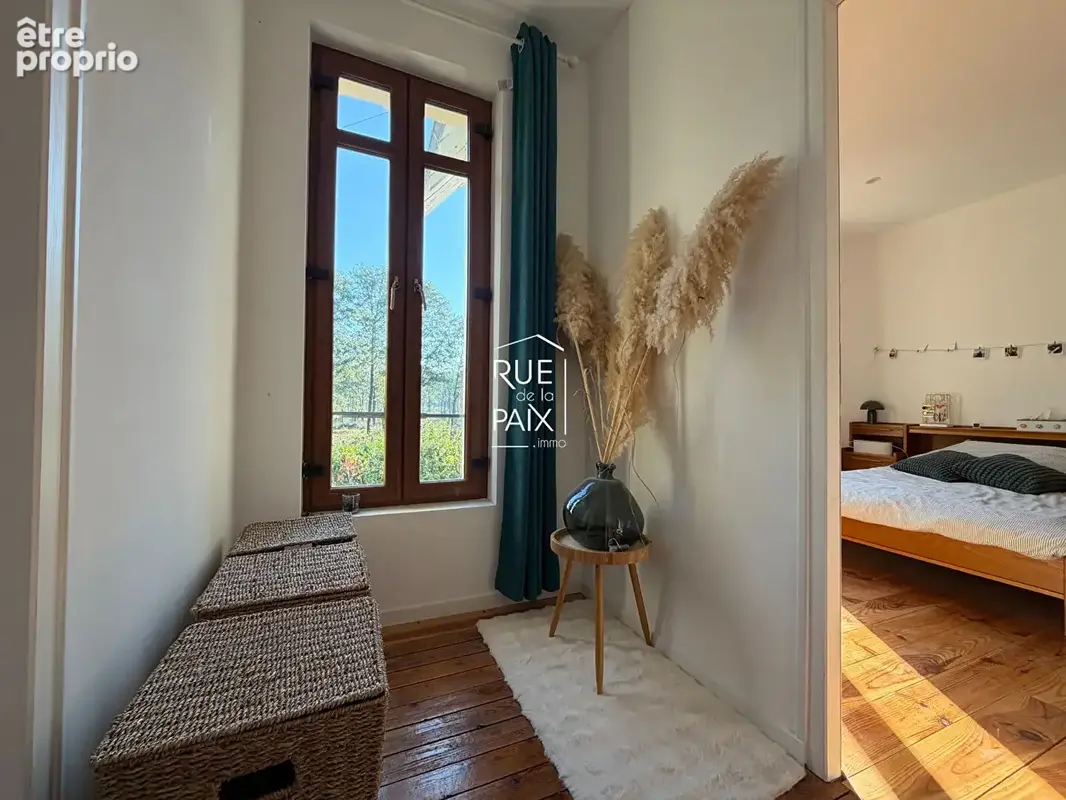 Maison de maître pleine de charme - 130M2 - photo 8