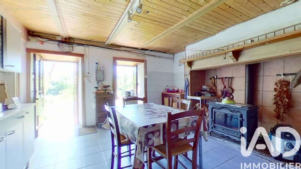 Maison 66 m² à Moussages  - photo 8