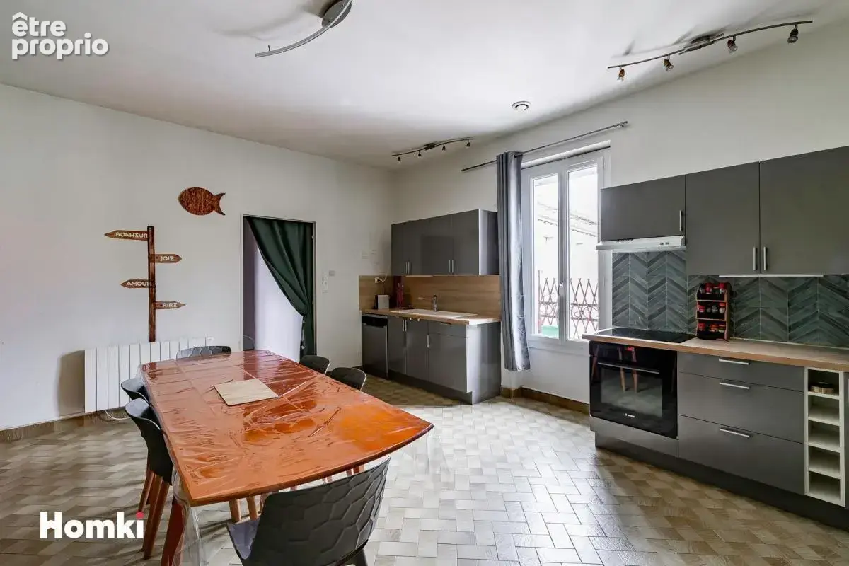 Proche Saint André de Cubzac  T5 de 155 m² - photo 13