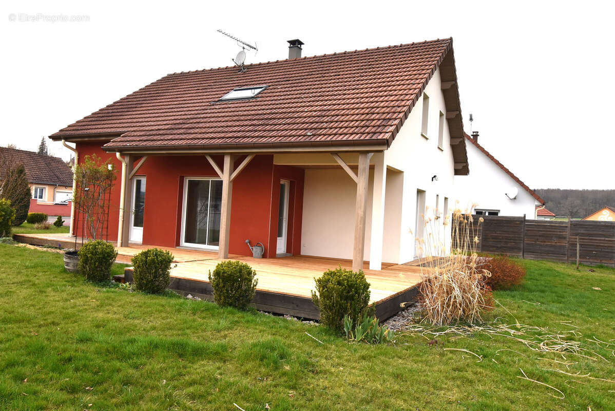 Maison à HAUTEVELLE