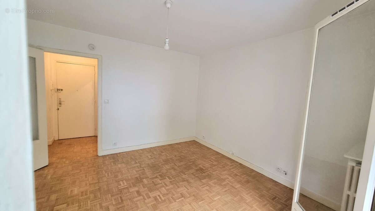 Appartement à LE RAINCY