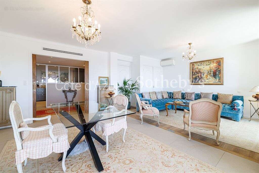 Appartement à VILLEFRANCHE-SUR-MER
