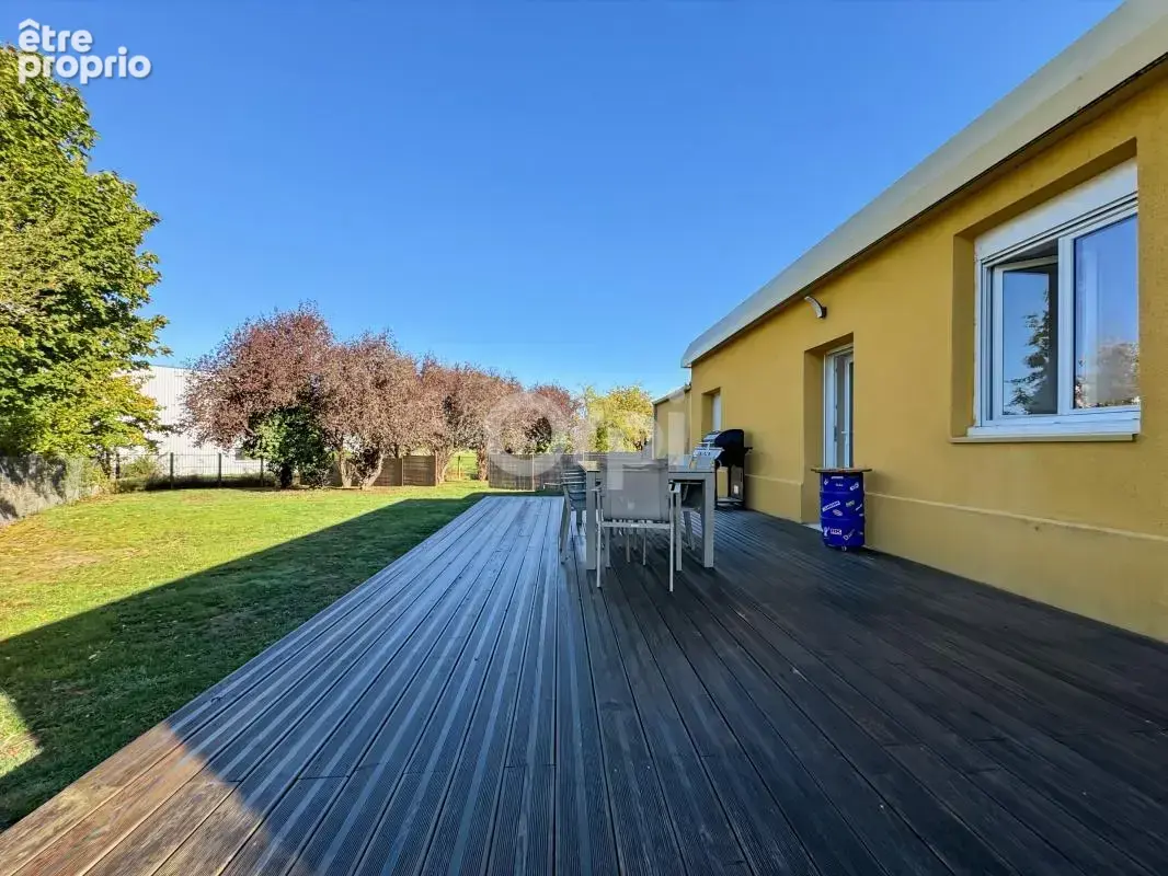 À VENDRE – Maison de plain-pied avec studio indépendant à Conches-en-Ouche - photo 9
