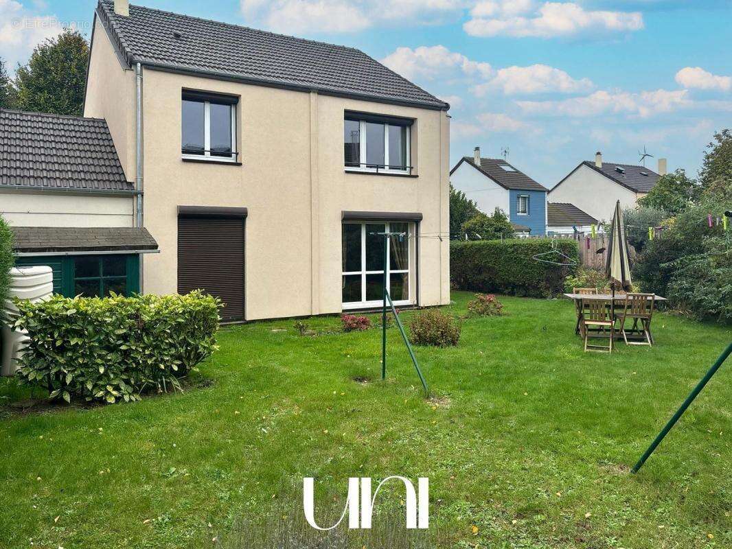 Maison à HEROUVILLE-SAINT-CLAIR