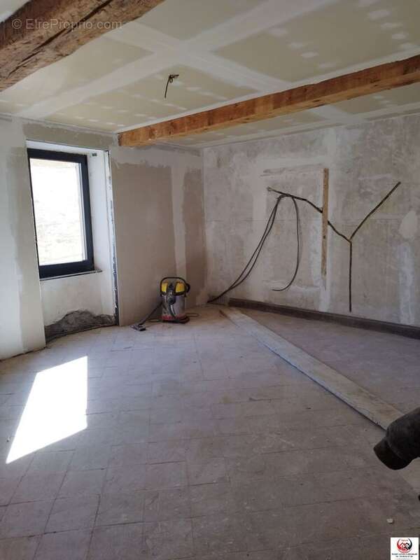 Maison à FELINES-MINERVOIS