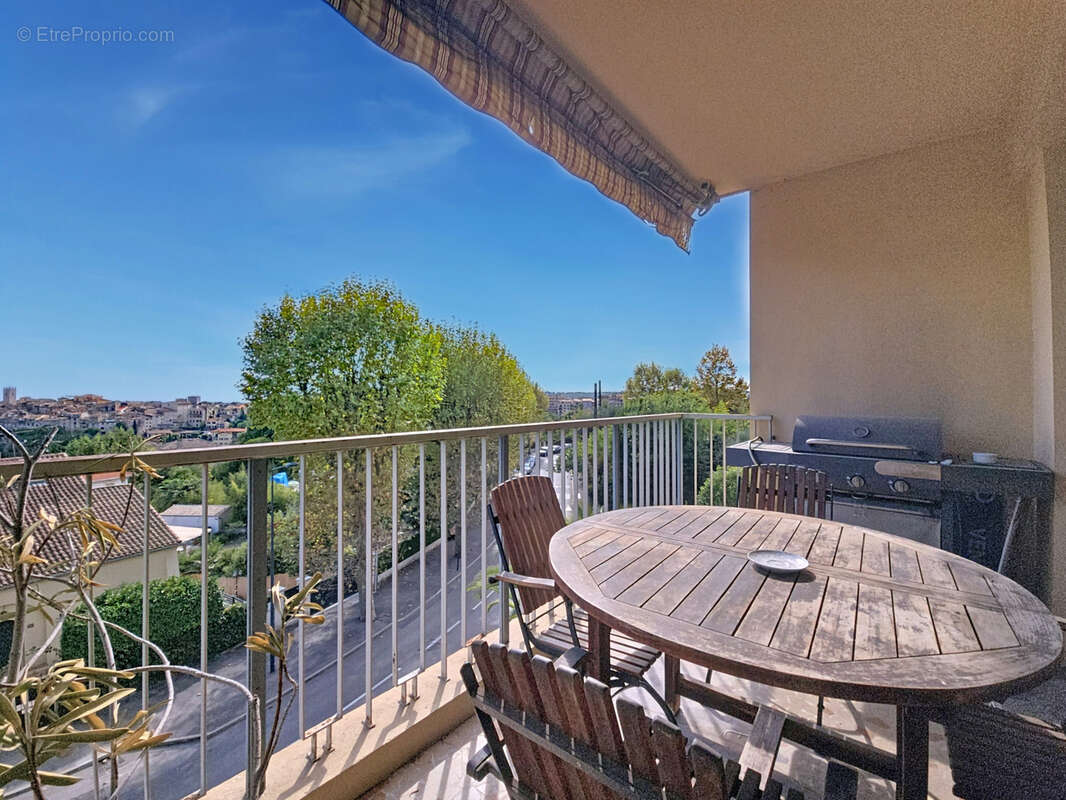 Appartement à VENCE