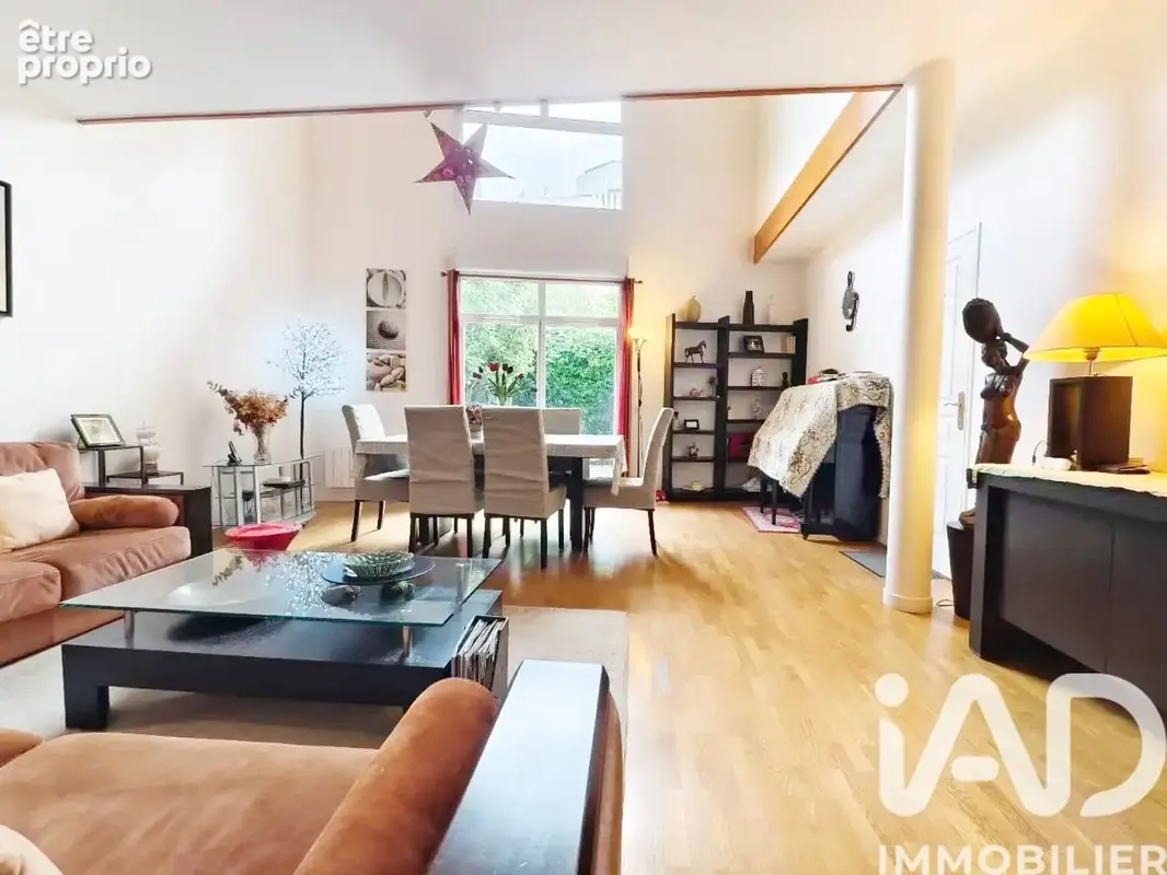 Photo 1 - Appartement à COURBEVOIE