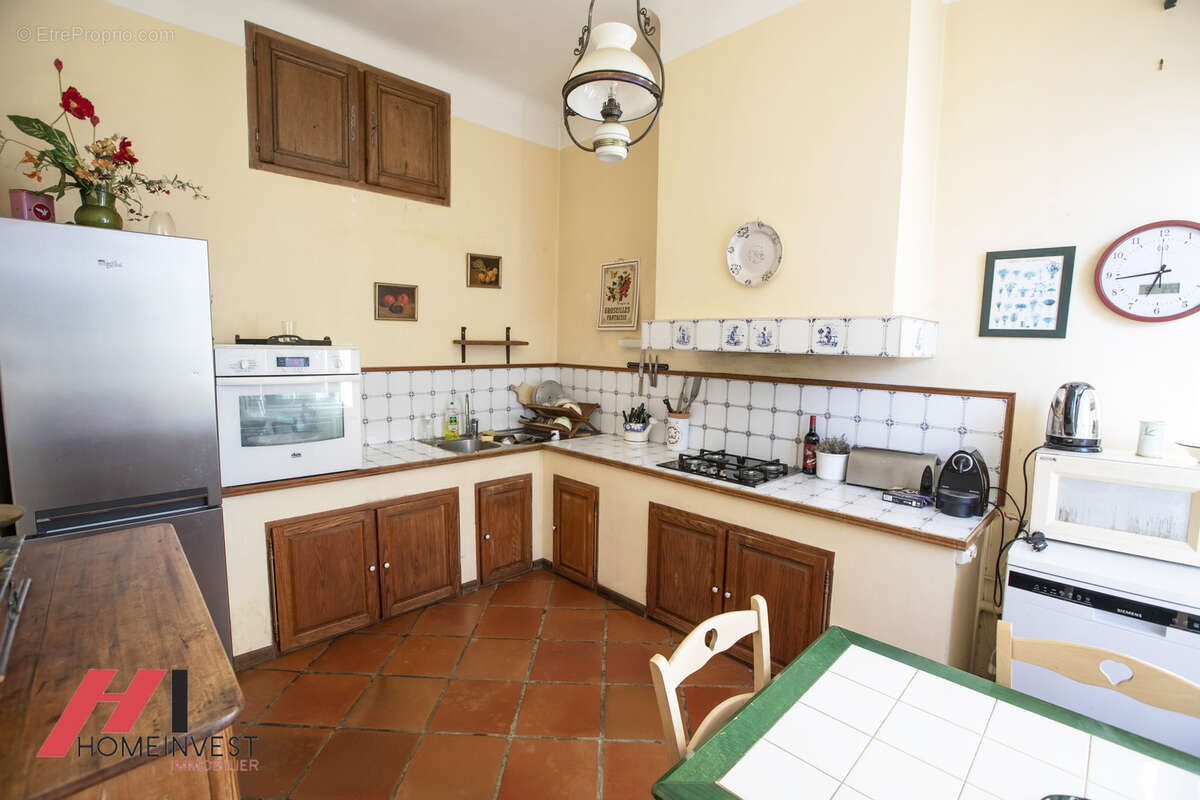 Bastide pagnolesque de 250 m2 sur 16000 m2 a deux pas du golf bde la salette - photo 6