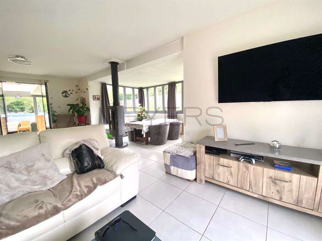 Maison à MONTFORT-L'AMAURY