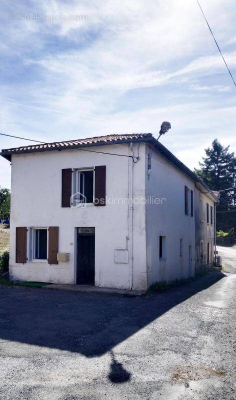 Maison à VILLEFRANCHE-D'ALBIGEOIS