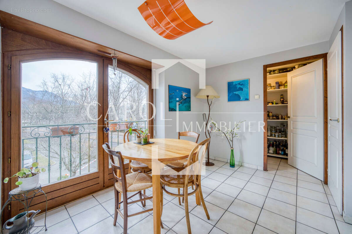 Appartement à ANNECY-LE-VIEUX