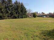 Terrain à CHATEAUNEUF-SUR-LOIRE