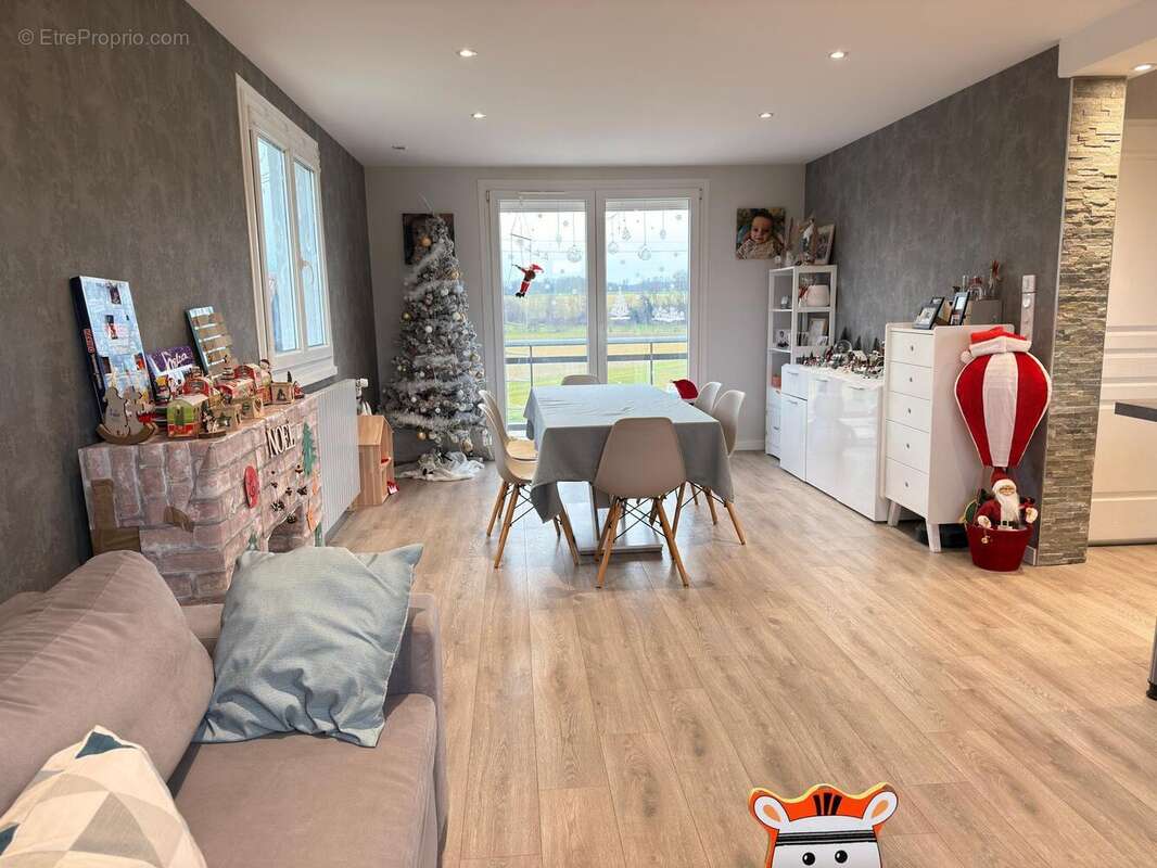 Photo 3 - Maison à RIOZ