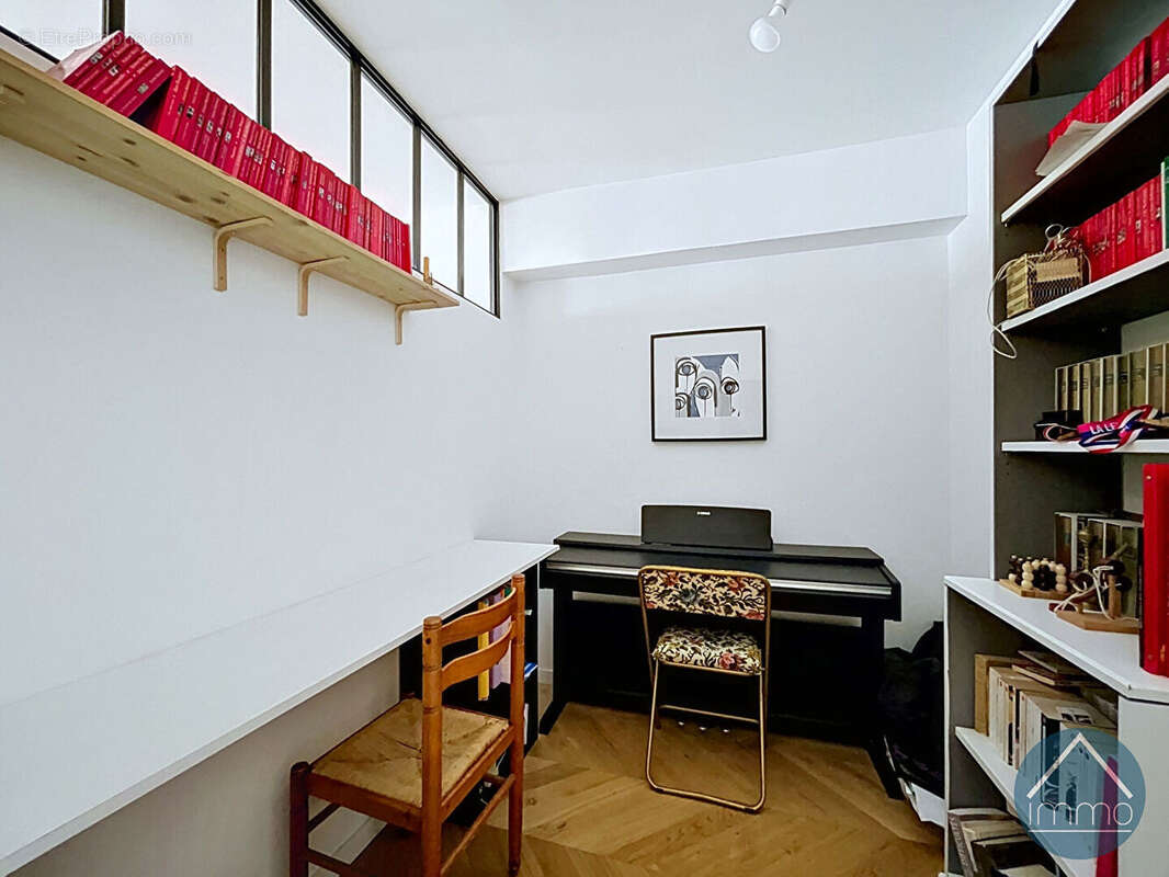 Appartement à ASNIERES-SUR-SEINE