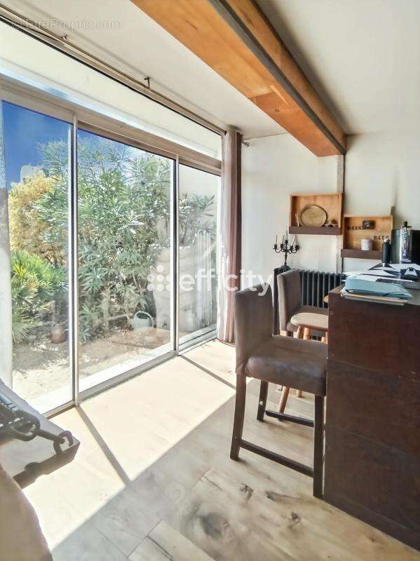 Maison 140 m² à La Rochelle  - photo 7
