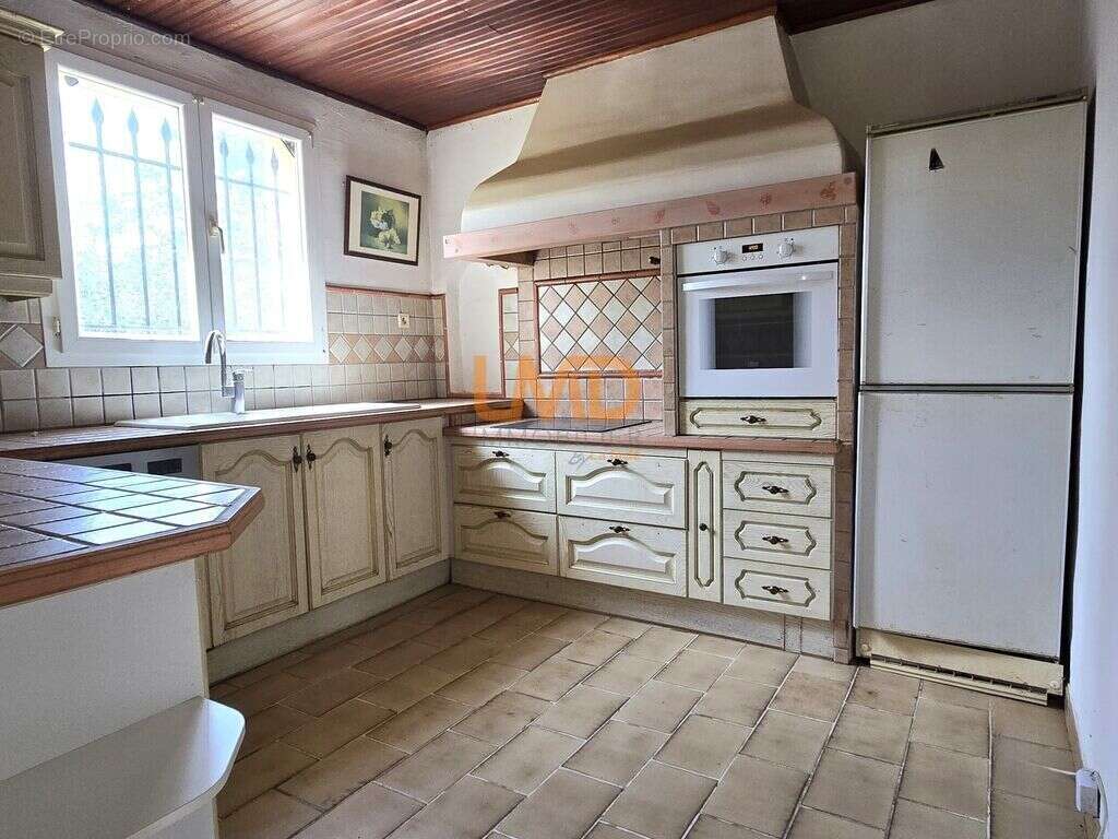 Maison à CABRIERES-D'AVIGNON