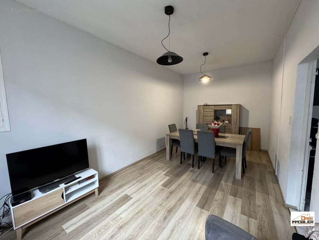Appartement à CHALAIS