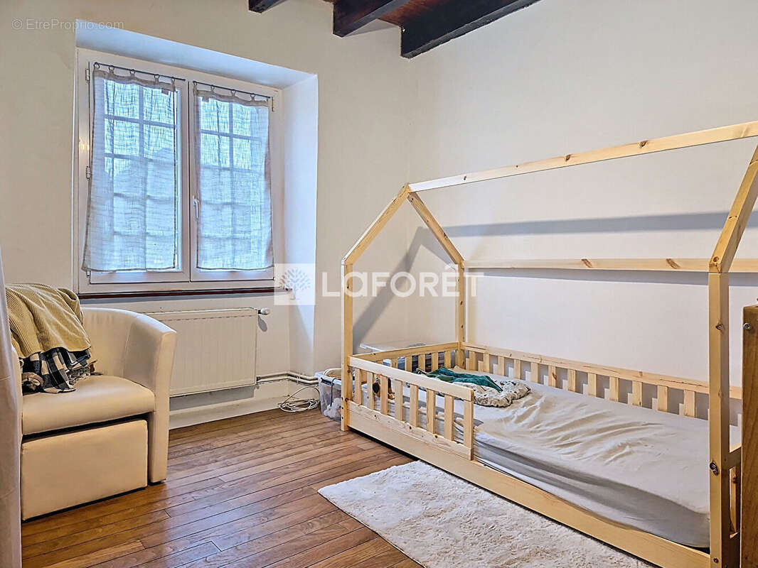 Maison à SAINT-SERVANT