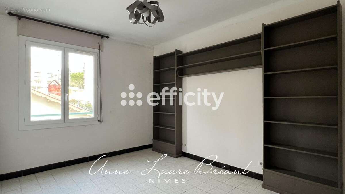 Appartement à NIMES