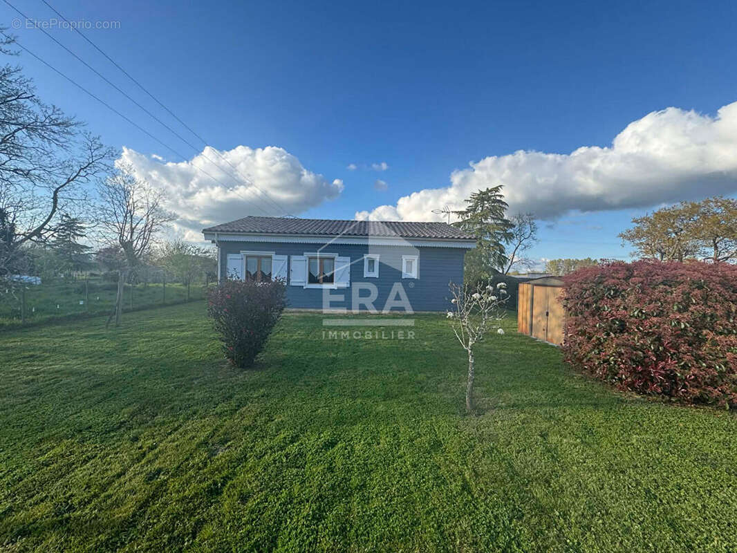 Maison à MONTPON-MENESTEROL