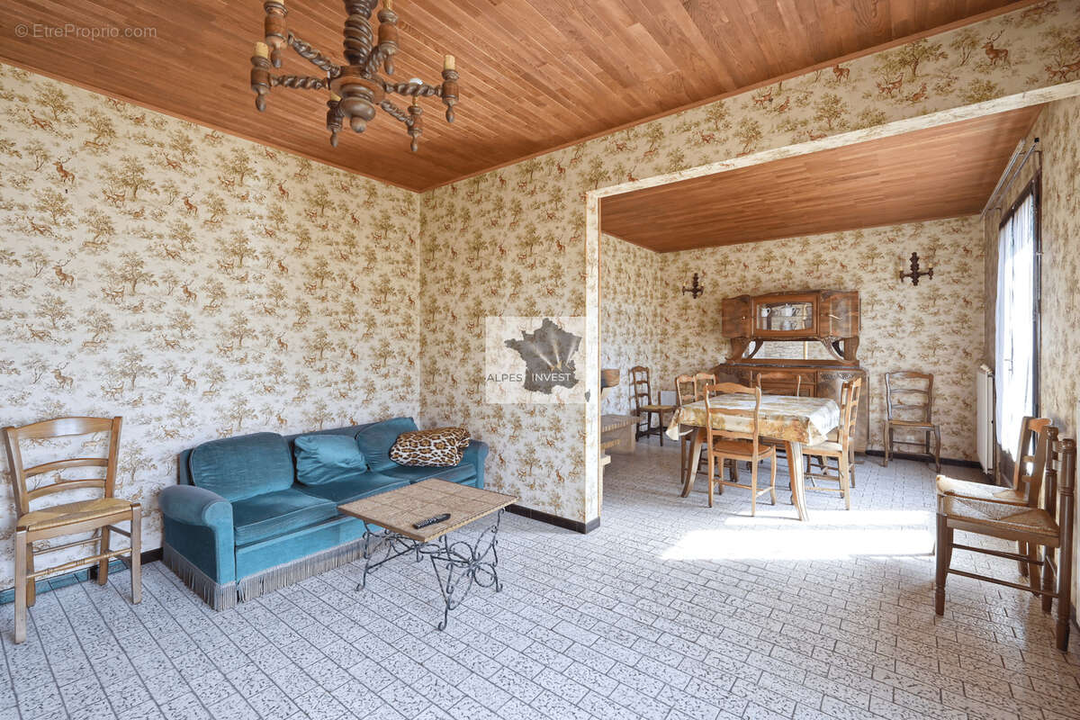 Maison à LE CHEYLAS