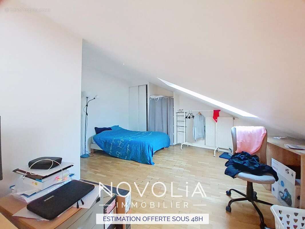 Appartement à VAULX-EN-VELIN