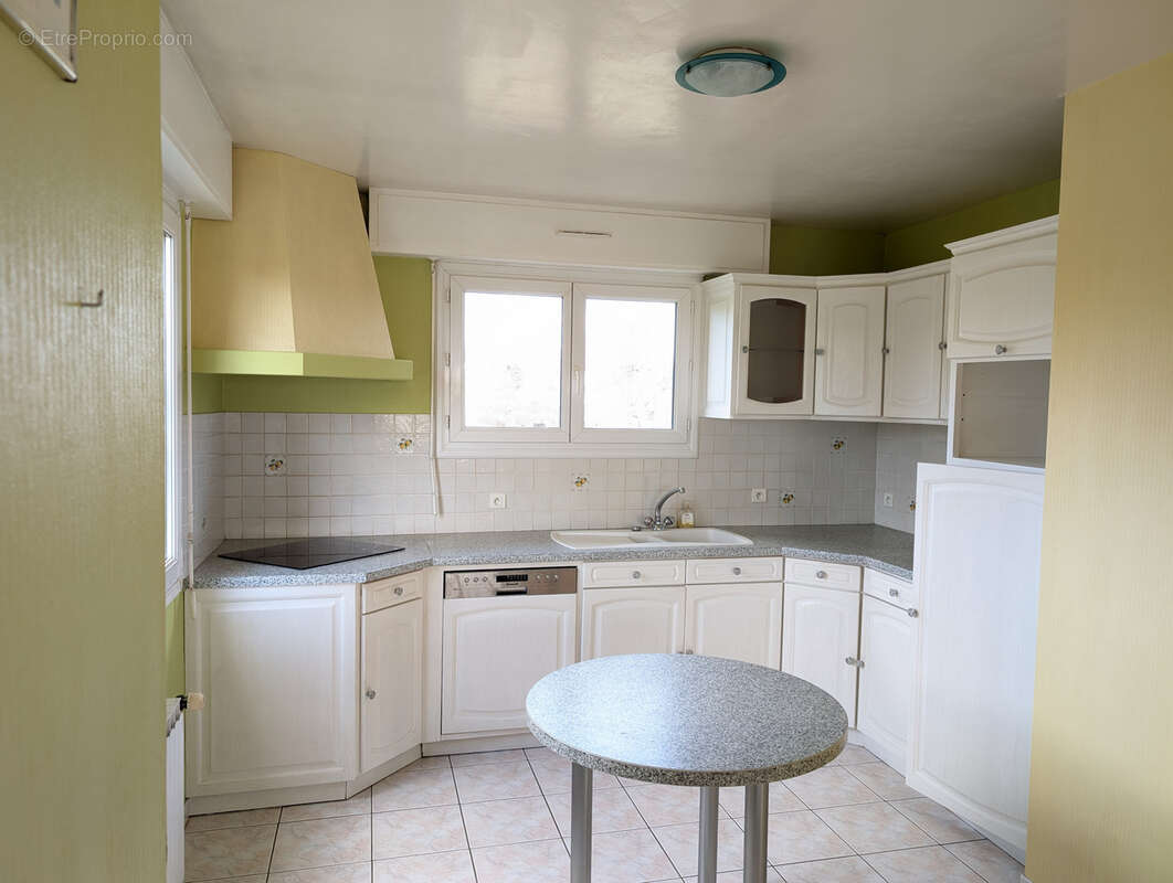 NOUVEAUTÉ   Maison familiale avec beau potentiel au cœur de Janzé - photo 3