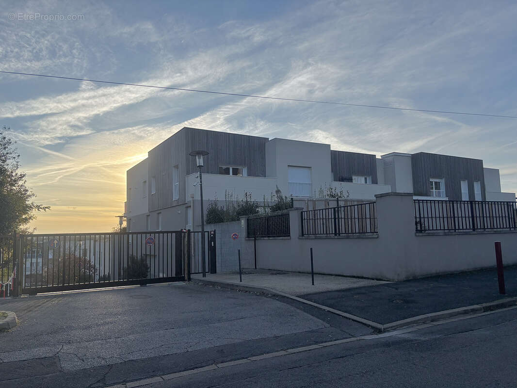 Appartement à VILLENOY