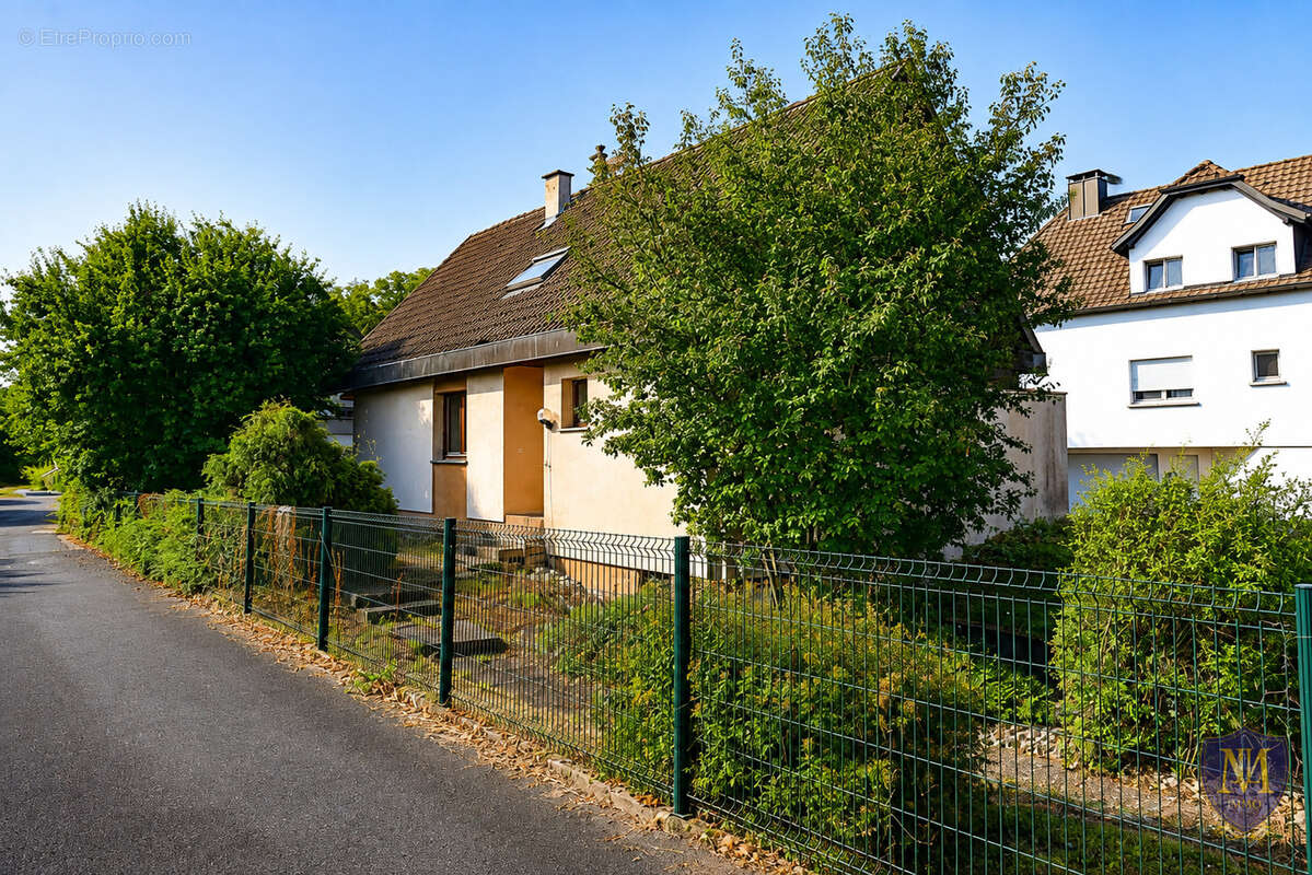 Hégenheim proche frontière maison contemporaine à rénover de 102 m2 - photo 10