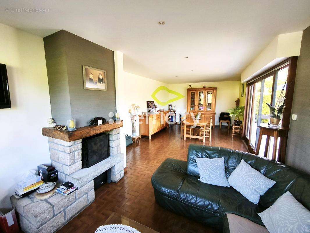 Maison 144 m² à Vilde-Guingalan  - photo 4
