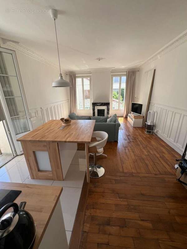 Appartement à BOIS-COLOMBES