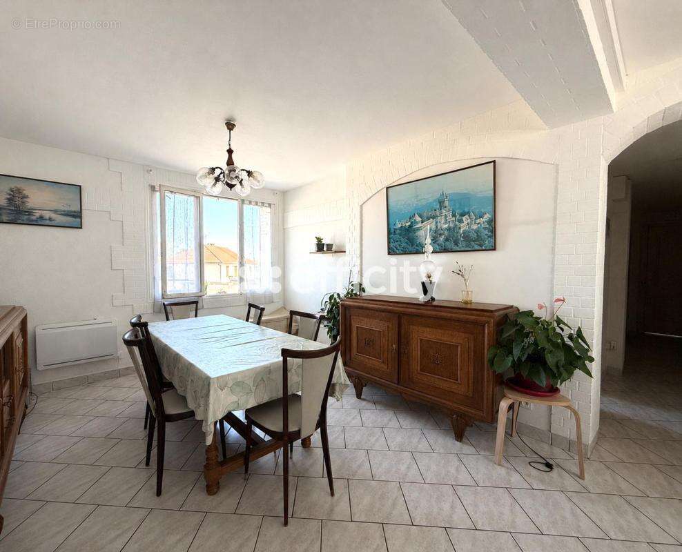 Appartement - photo 3